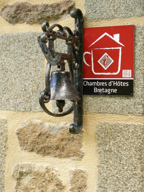 Chambres D'Hotes Du Vault Picot La Chapelle-aux-Filzméens Eksteriør billede